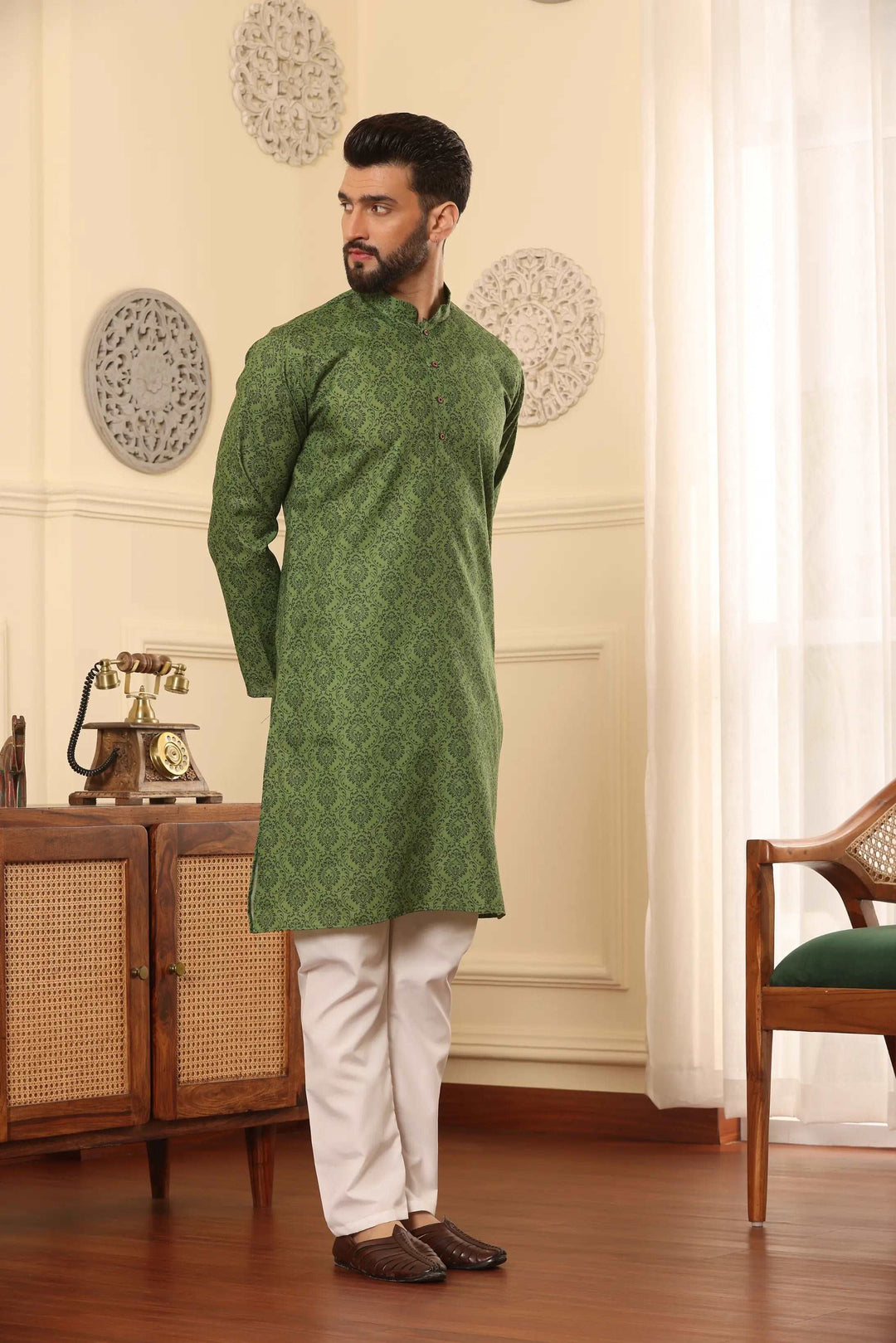 Mehendi Green Cotton Printed Kurta Pajama Set for Men