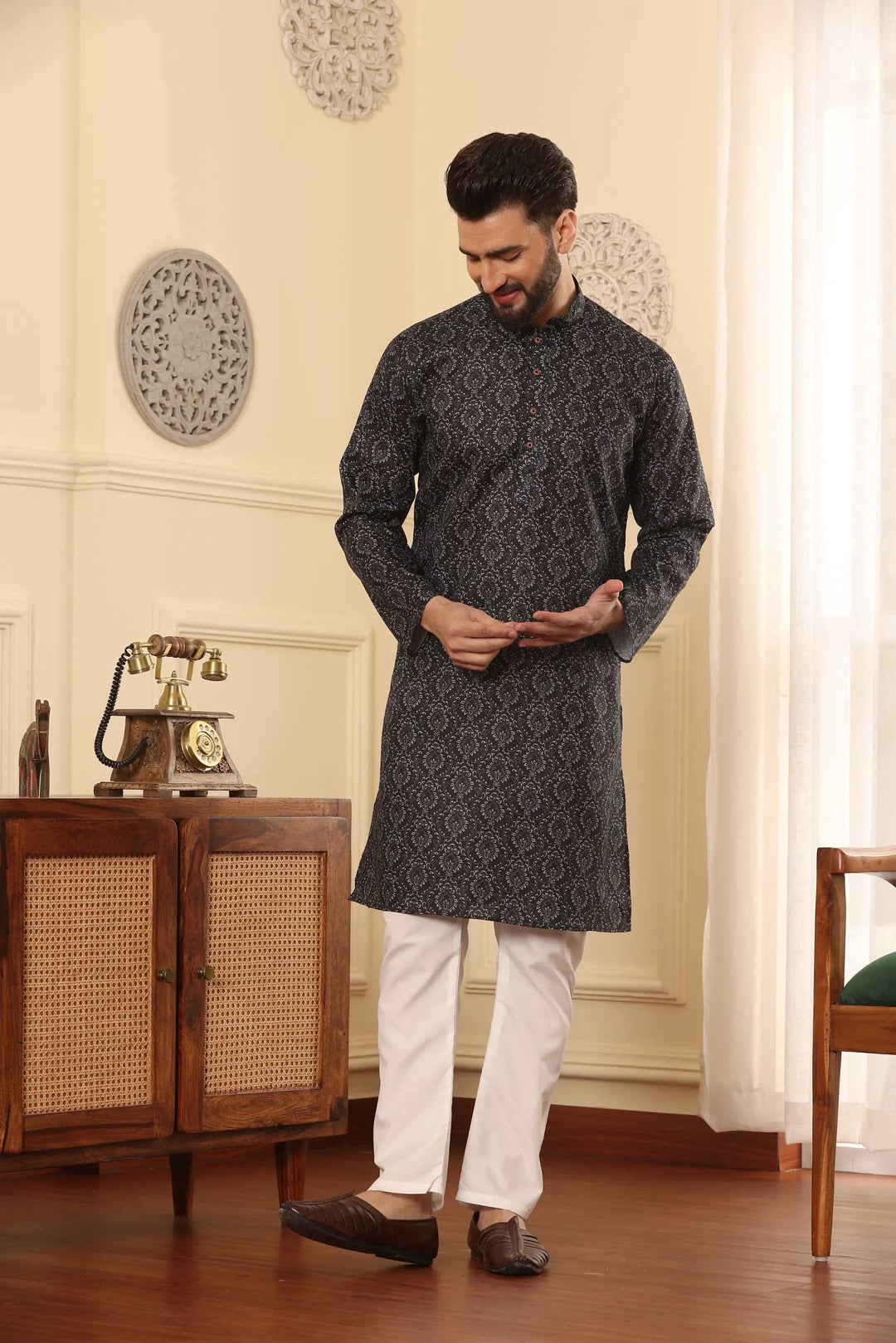 Black Cotton Printed Kurta Pyjama Set for Men