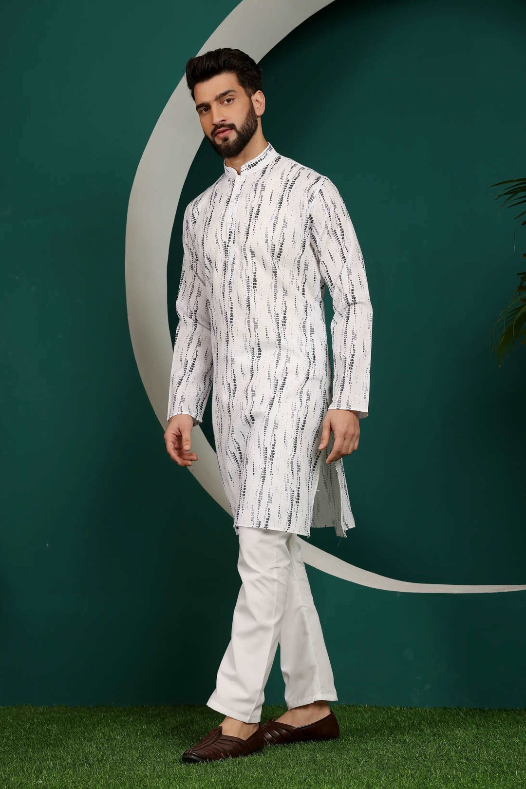 Grey and White Abstract Printed Men's Kurta Pajama Set