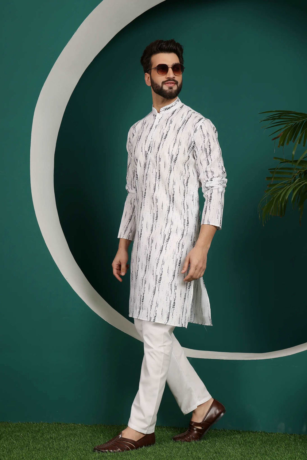 Grey and White Abstract Printed Men's Kurta Pajama Set