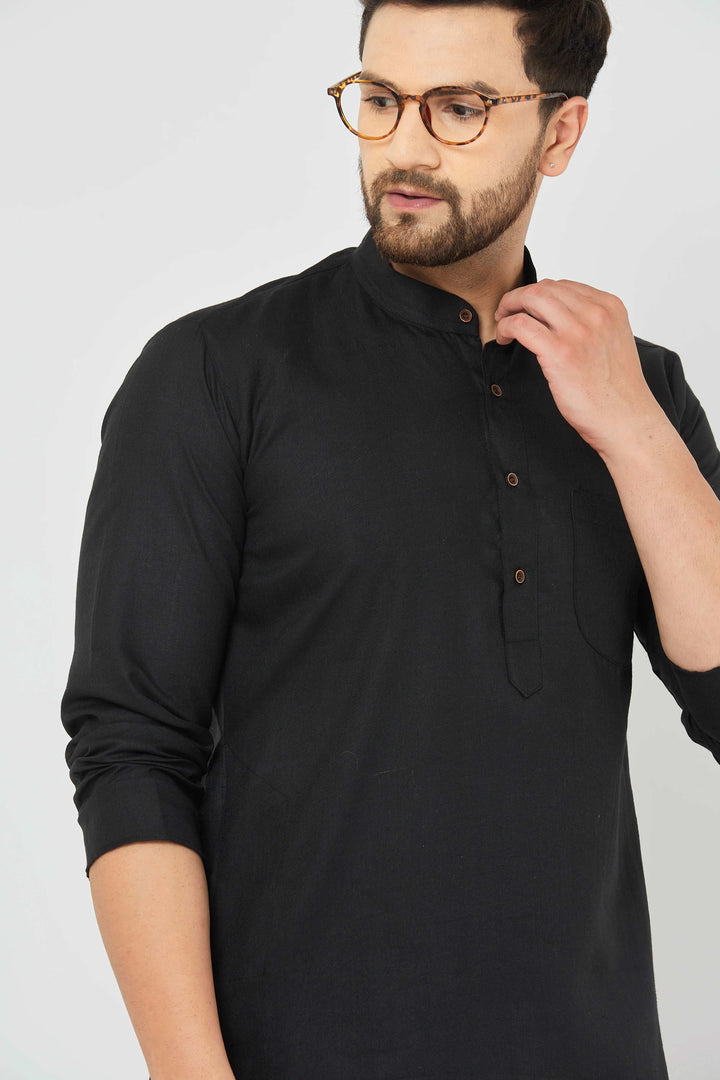 Men's Black Solid Cotton Bland Kurta