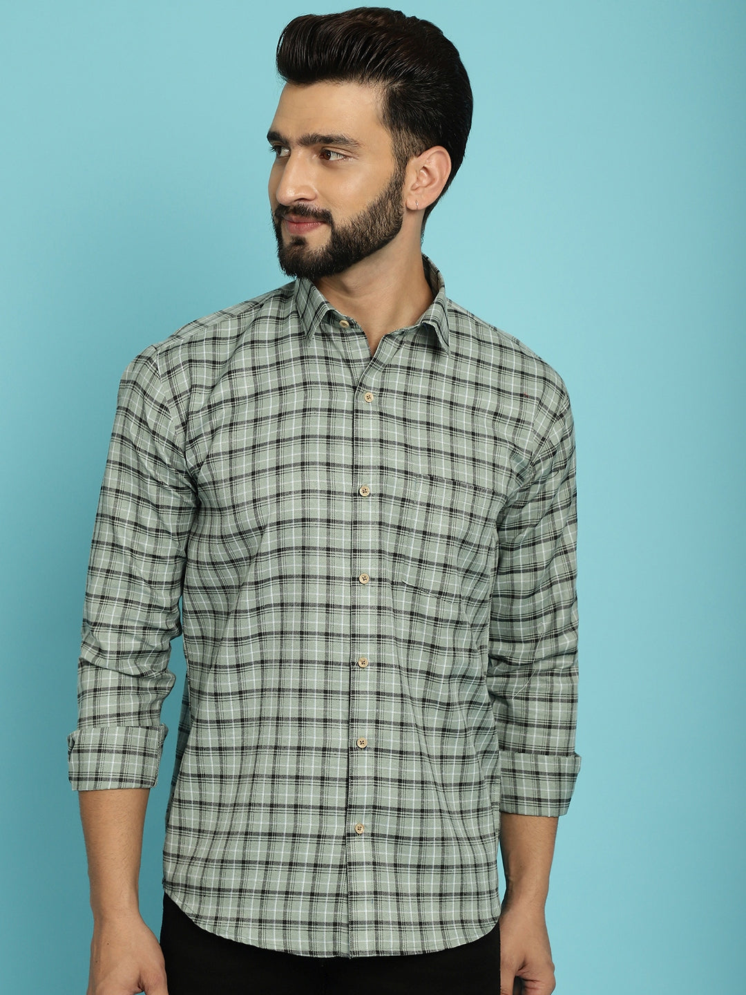 Nature-inspired Style Green Checked Shirt for Men – Elevate Your Wardrobe with Timeless Sophistication