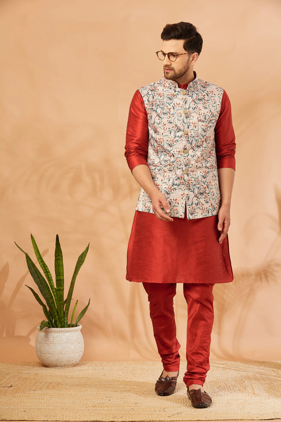 Sophisticated Style Silk Bandi Jacket and Kurta Pajama Ensemble for Men's