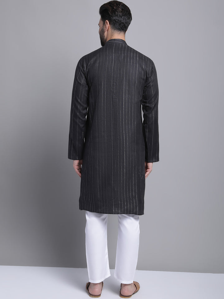 Men's Lining Cotton Regular Black Kurta With Pajamas.