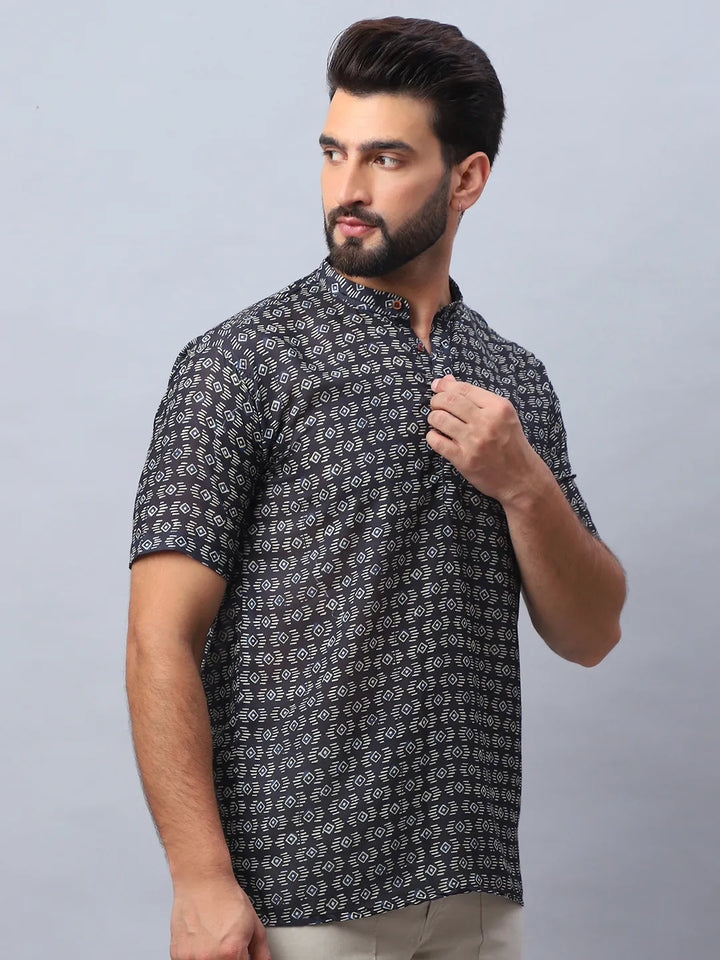 Black & White Printed Cotton Short Kurta for Men