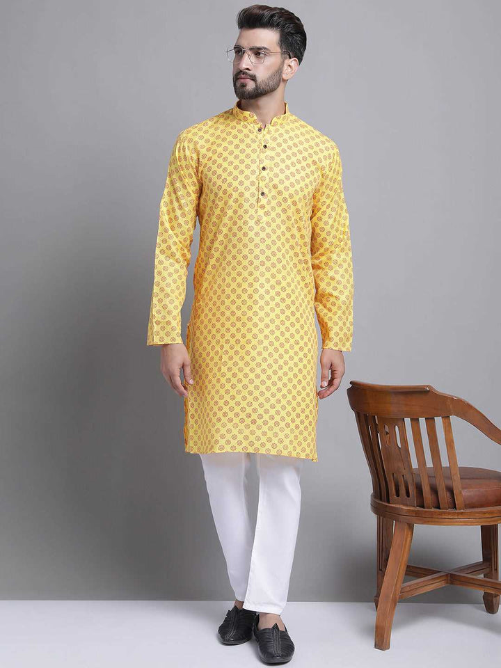 Men's Cotton Blend Regular Yellow Kurta With Pyjama.