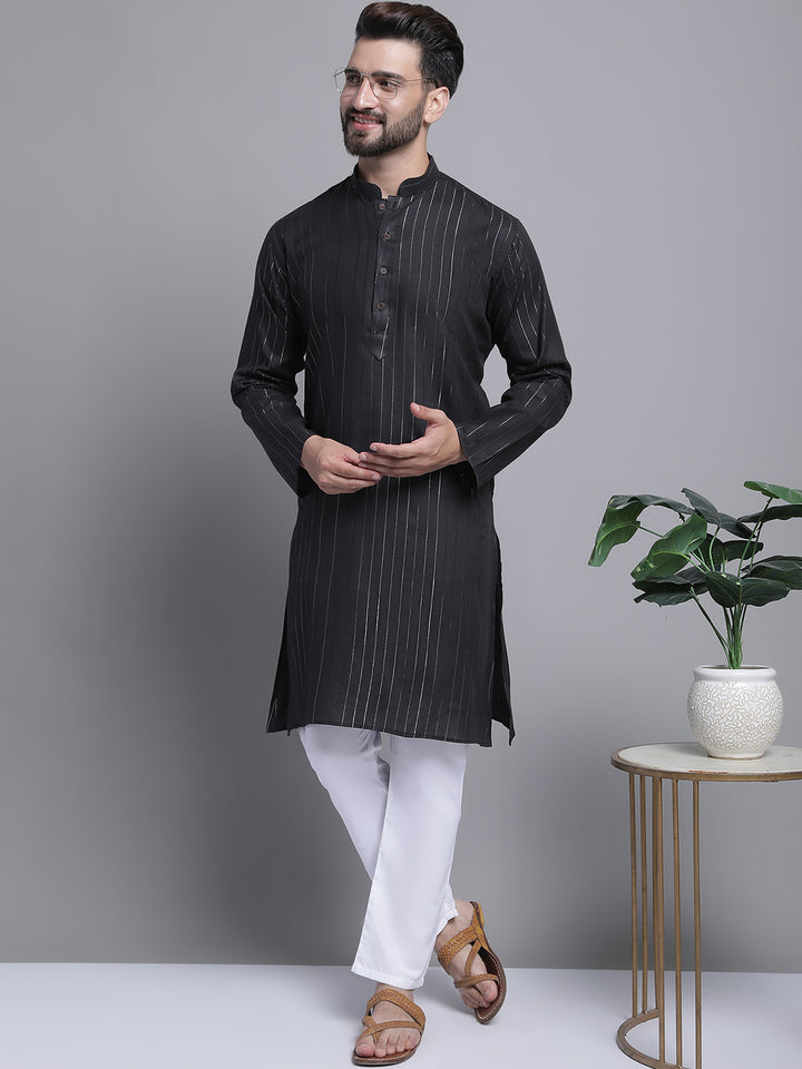 Men's Lining Cotton Regular Black Kurta With Pajamas.