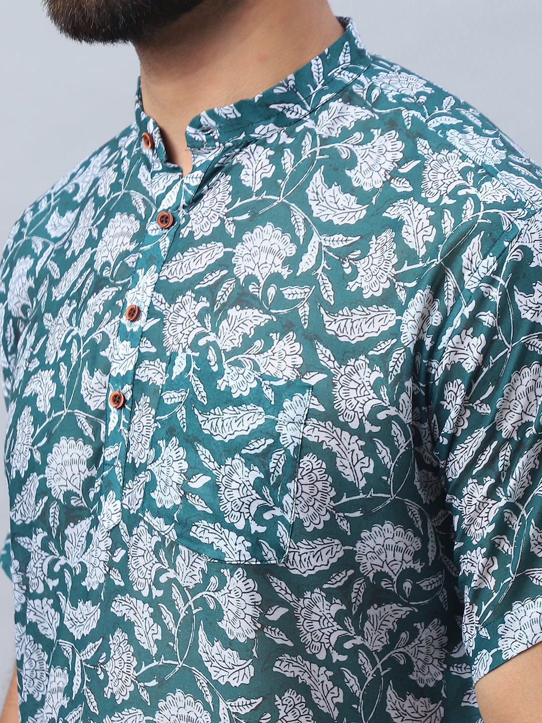 Green & White Floral Printed Cotton Half Sleeves Kurta for Men