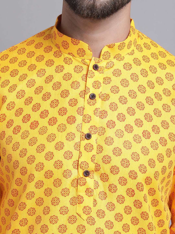 Men's Cotton Blend Regular Yellow Kurta With Pyjama.